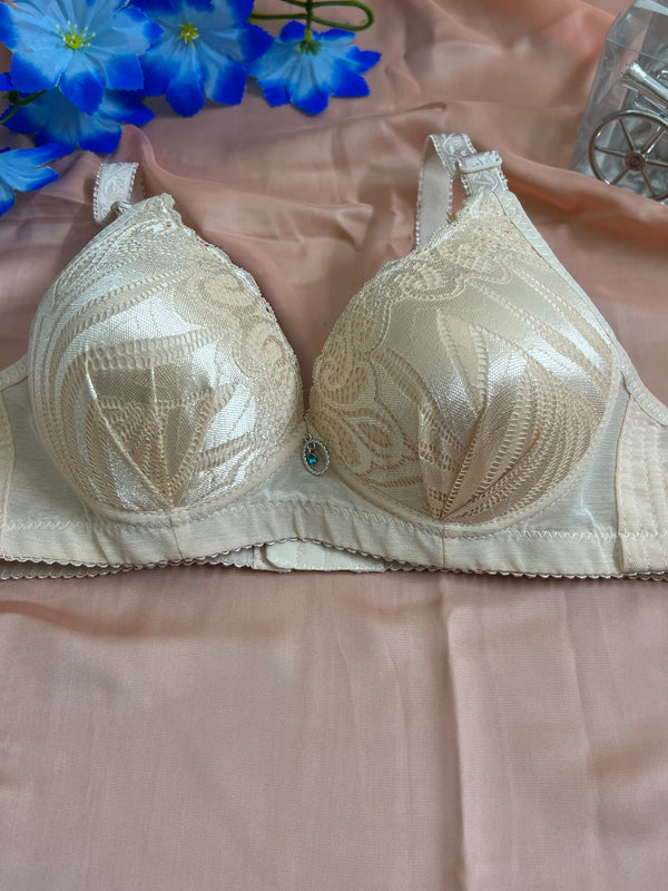 Feather Fit Nude Satin-Lace Full Coverage Bra – Supportive Wireless Everyday Bra for Women Pakistan