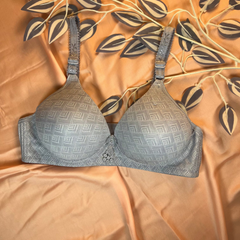 Feather Fit Geometric Print Padded Bra – Wireless Seamless Everyday Support Bra for Women Pakistan