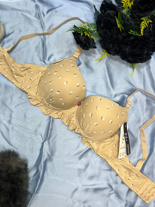 Feather Fit Daisy Ruffle Padded Bra – Wireless Floral Comfort Everyday T-Shirt Bra for Women Pakistan