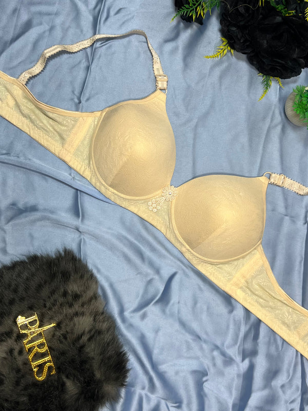 Feather Fit Royal Jacquard Padded Bra – Wireless Floral Comfort Everyday T-Shirt Bra for Women Pakistan
